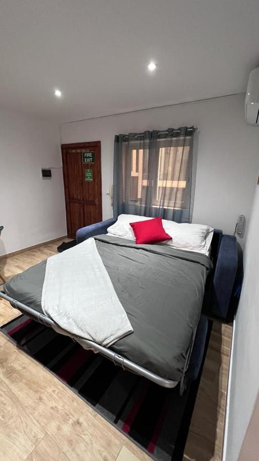 Flat In Валетта Экстерьер фото